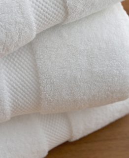 AGH DOBBY - Dobby Border Ring Spun Premium Quality Towels - Made out of 86% Cotton/14% Polyester Blend
