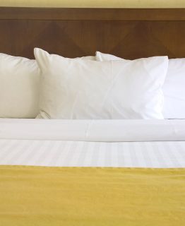 T250 Stripe Sheets & Pillow Case