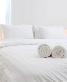 T200 White Sheets & Pillow Case