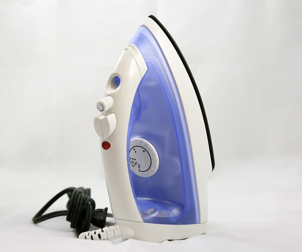 Steam Iron, 10 Minute Auto Shut-off, Non-stick Sole Plate, 10 per case